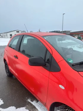 Toyota Yaris 1.0 - 2300 € / 4498.41 лв. - 87448830 3