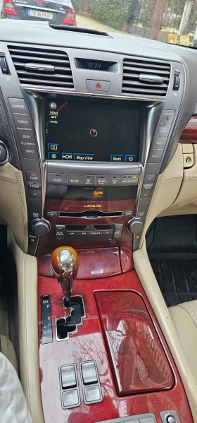 Lexus LS 600 Бензинов/Хибрид - 9000 € / 17602.47 лв. - 95824260 7