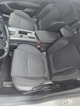 Renault Megane - 7950 € / 15548.85 лв. - 84282346 6