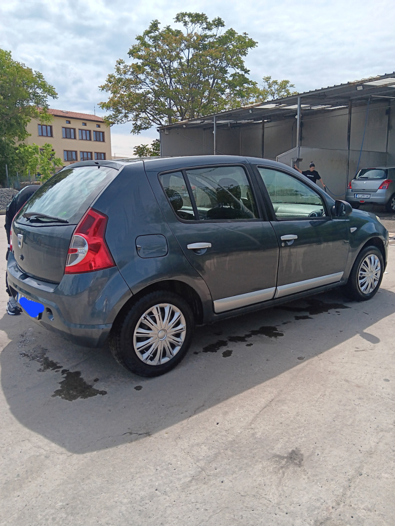 Dacia Sandero, снимка 5 - Автомобили и джипове - 46274391