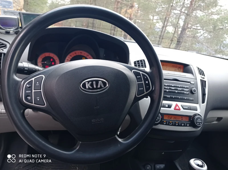 Kia Ceed 1.4 газ., снимка 9 - Автомобили и джипове - 48157958