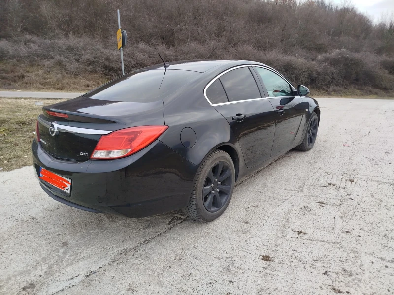 Opel Insignia, снимка 2 - Автомобили и джипове - 48694611