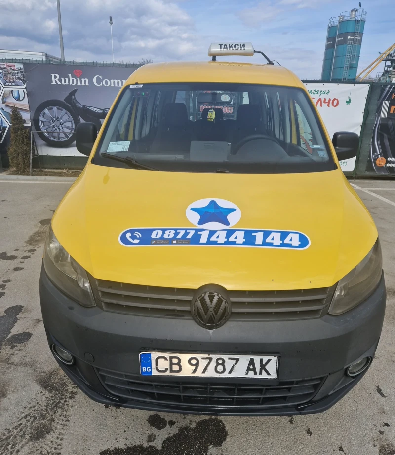 VW Caddy, снимка 1 - Автомобили и джипове - 49300040