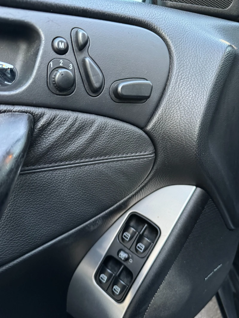 Mercedes-Benz C 230 T Kompressor, снимка 12 - Автомобили и джипове - 53077836