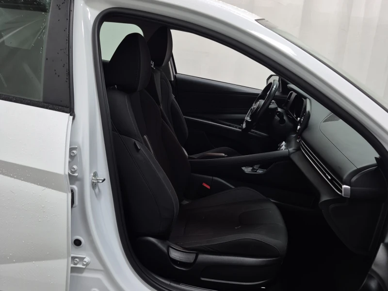 Hyundai Elantra PREFERRED * Carfax * Опция за финансиране * , снимка 11 - Автомобили и джипове - 53152891