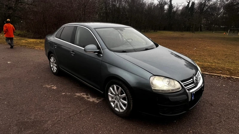 VW Jetta, снимка 2 - Автомобили и джипове - 53204213