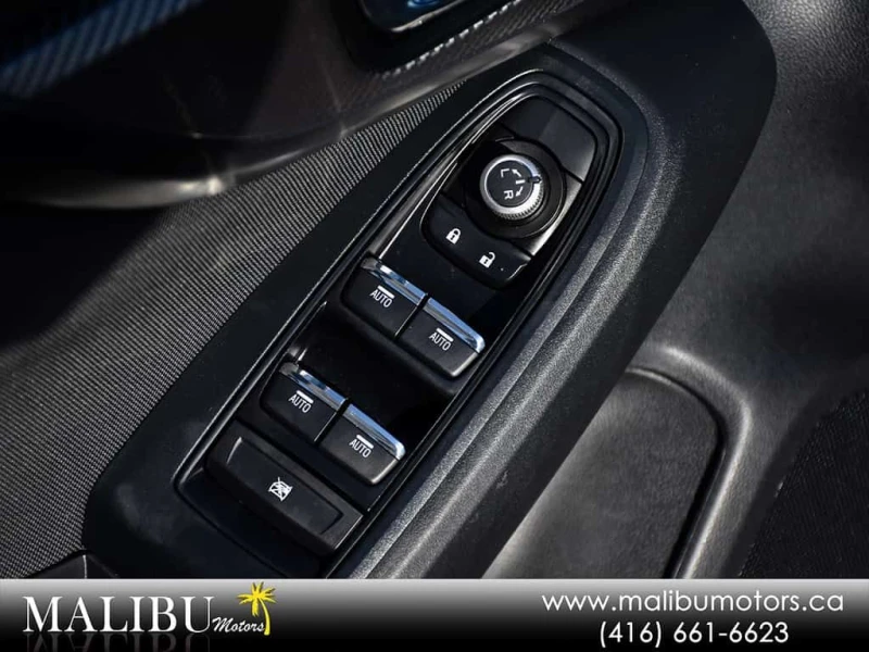 Subaru WRX * Sport CVT ROOF, PREMIUM PKG * CARFAX * ЦЕНА ДО Б, снимка 11 - Автомобили и джипове - 53515967