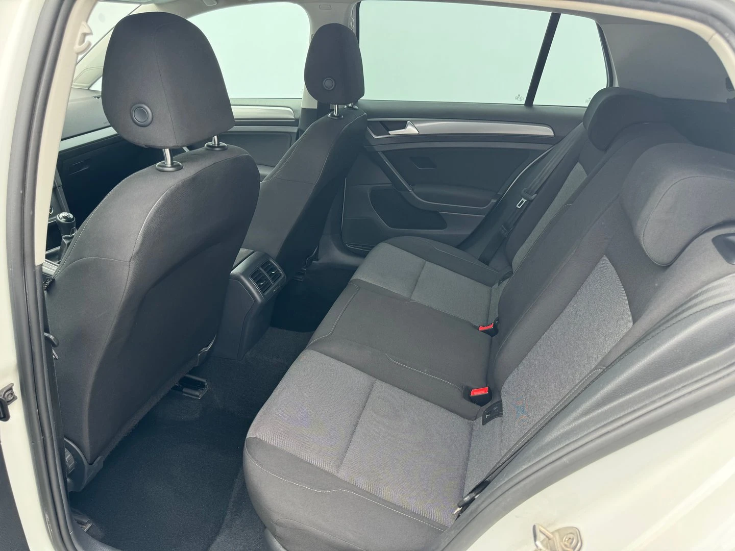 VW Golf Silver Edition 1.6TDI BMT | Mobile.bg � ����������� 7