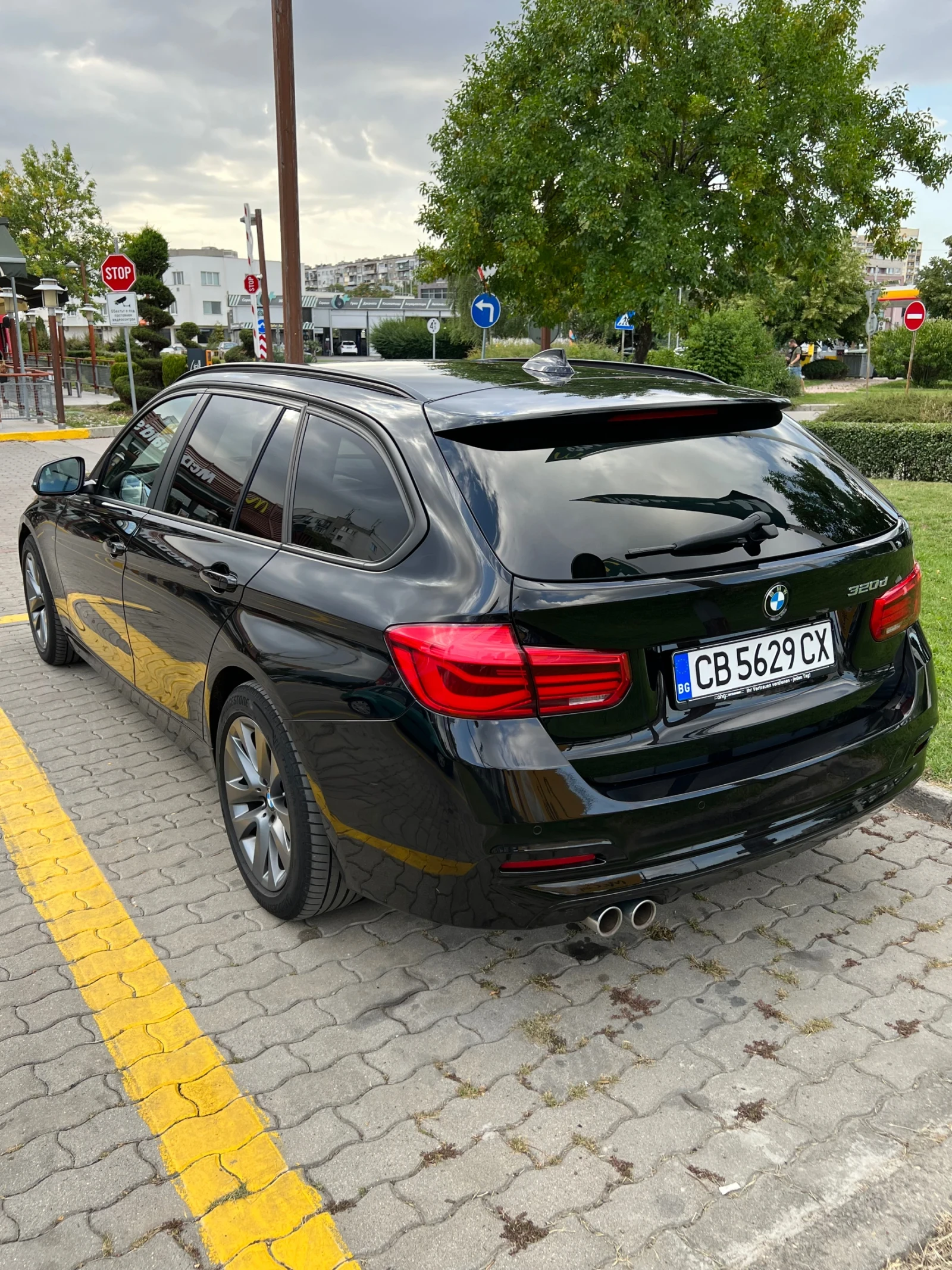 BMW 320 320d 190к.с. - изображение 4