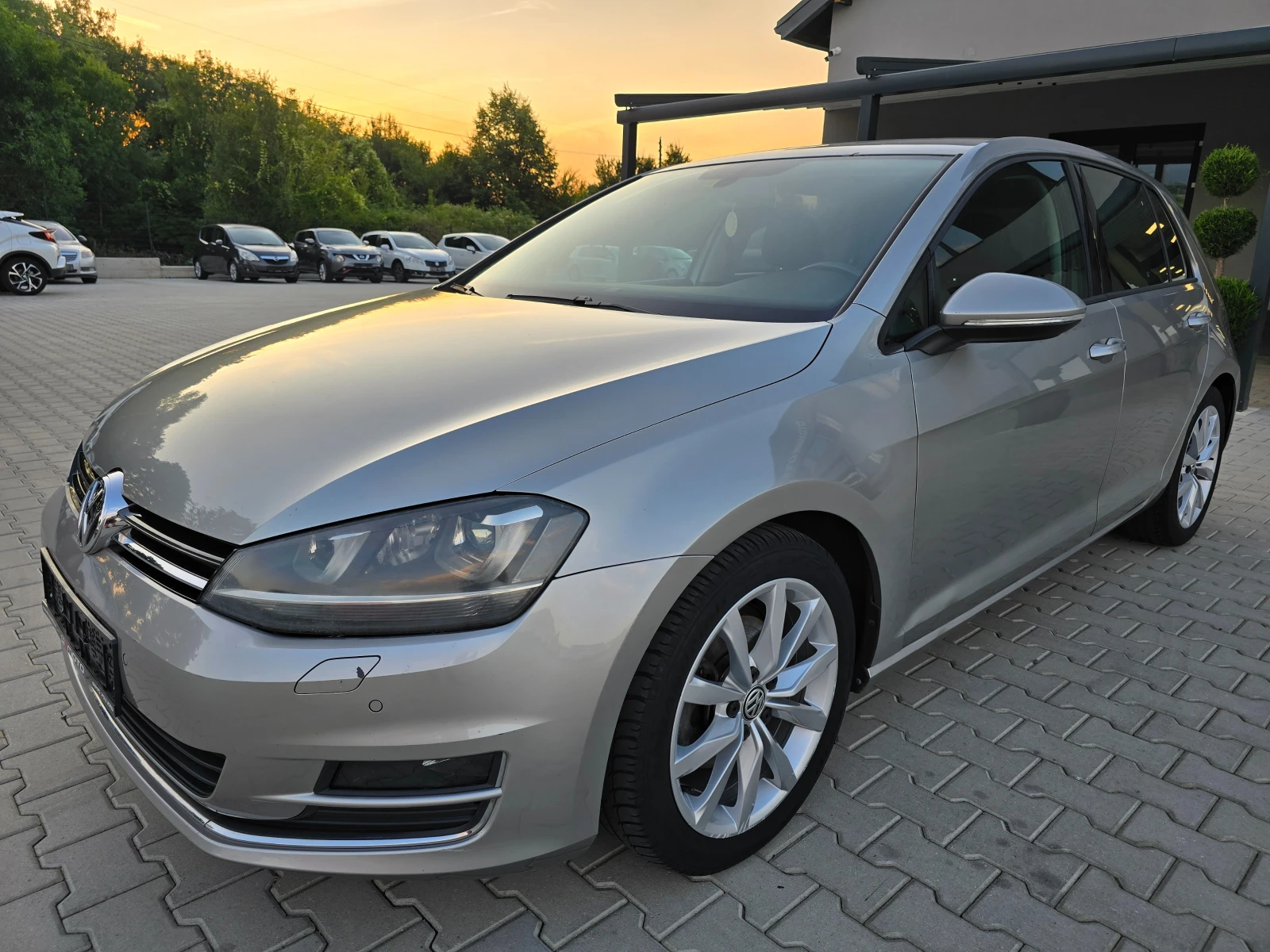 VW Golf 2.0TDI, 150к.с., DSG, High Line, Led, Navi! - изображение 7