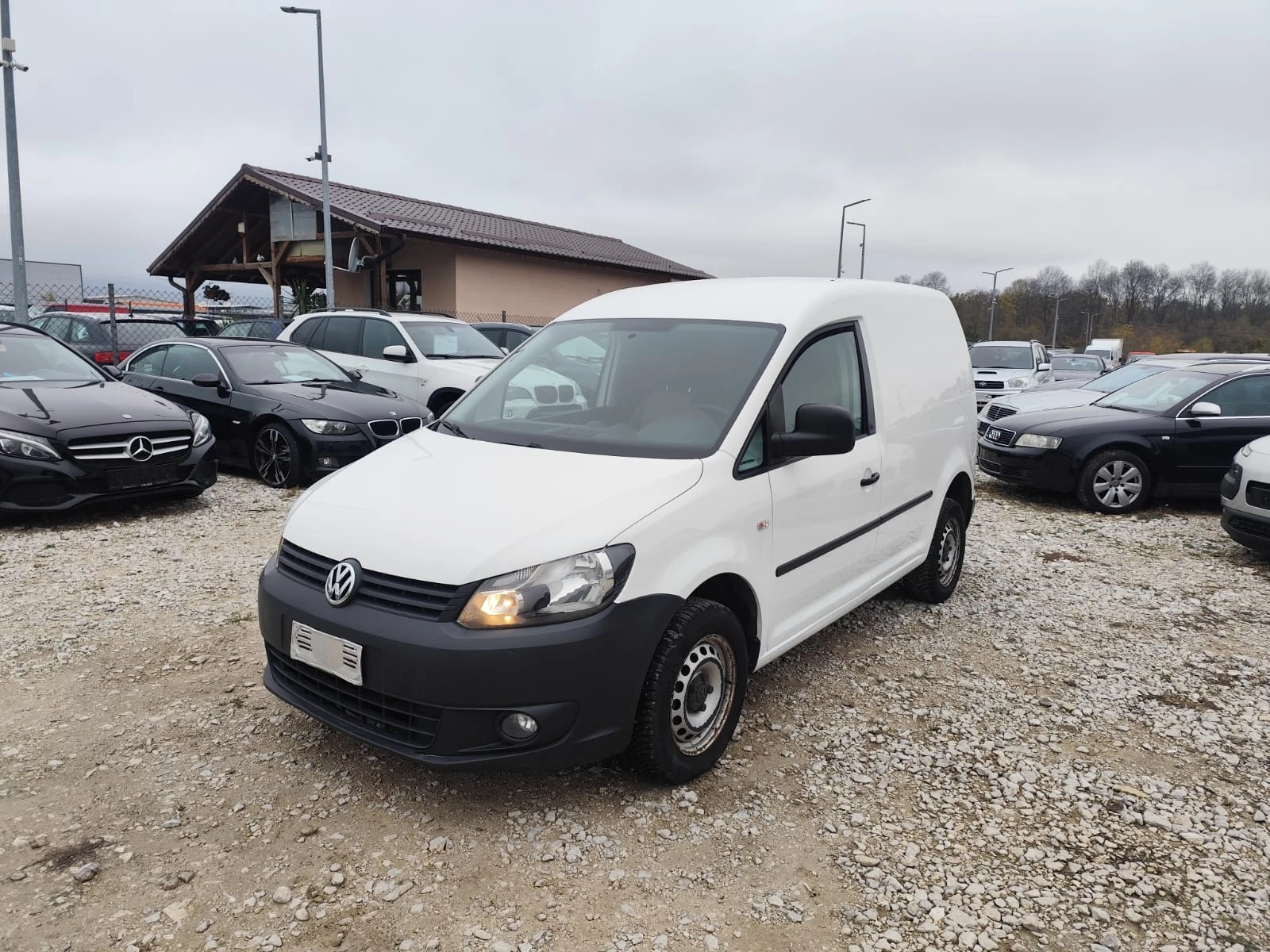 VW Caddy 2.0   44 | Mobile.bg   1