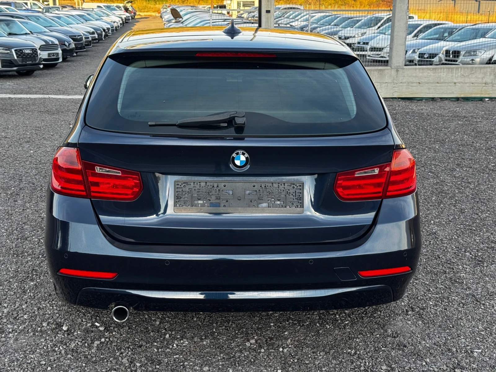 BMW 318 2.0D TouringMsport, снимка 5 - Автомобили и джипове - 53260476