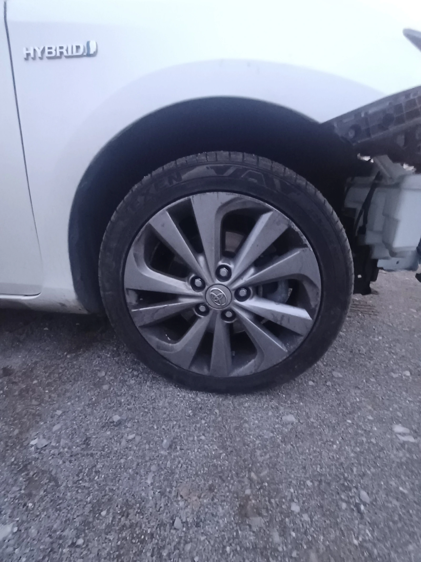 Toyota Auris 1.8i-HYBRID на части - изображение 8