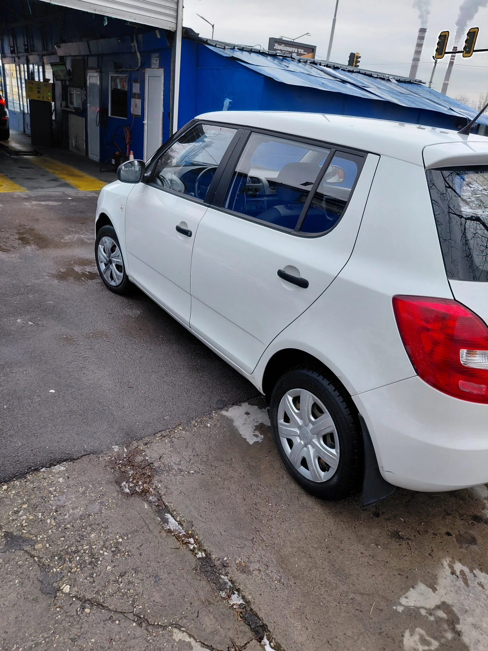 Skoda Fabia 1.6 A/C, снимка 5 - Автомобили и джипове - 54033507