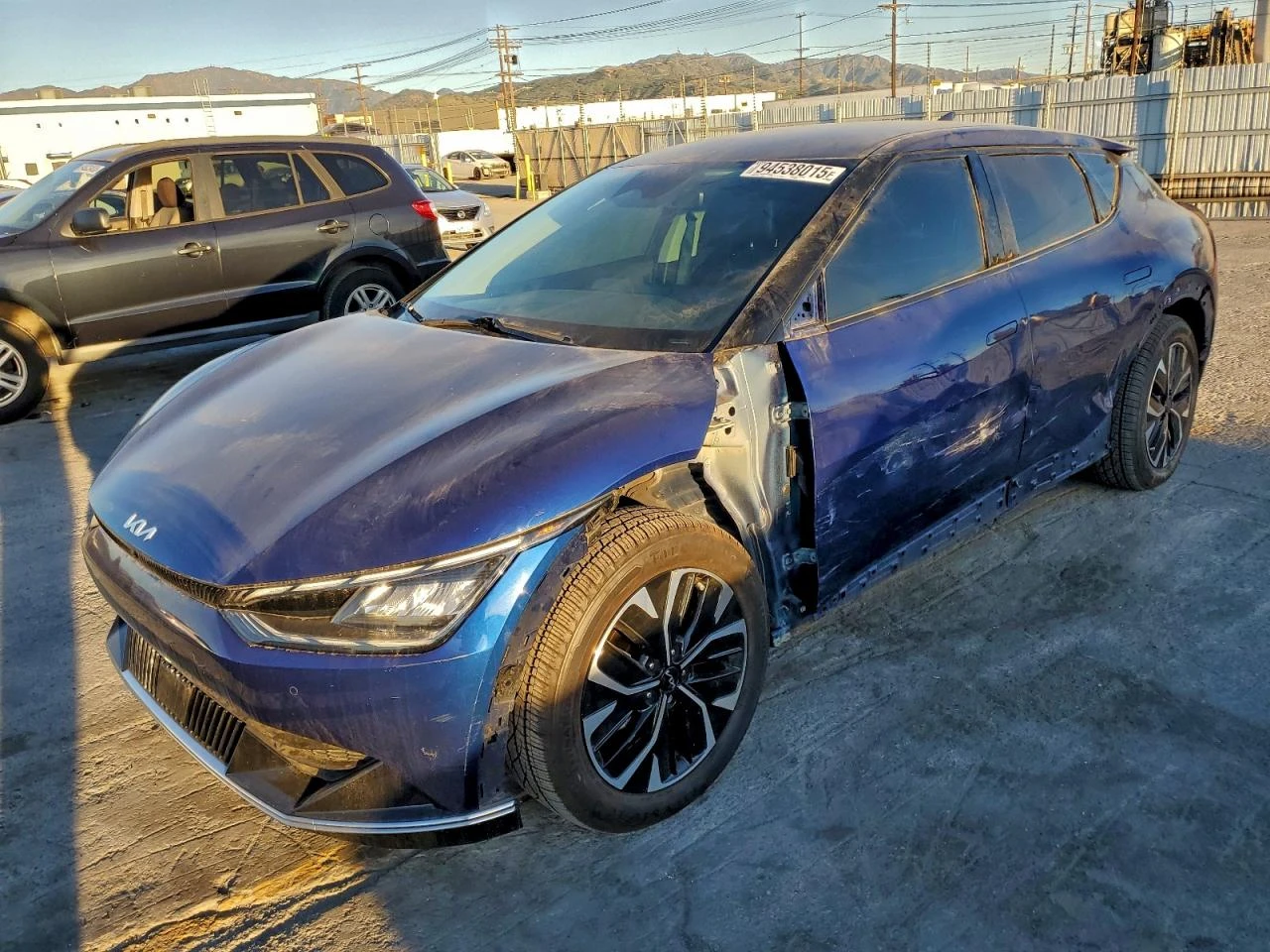 Kia EV6 Wind AWD, снимка 2 - Автомобили и джипове - 54152673