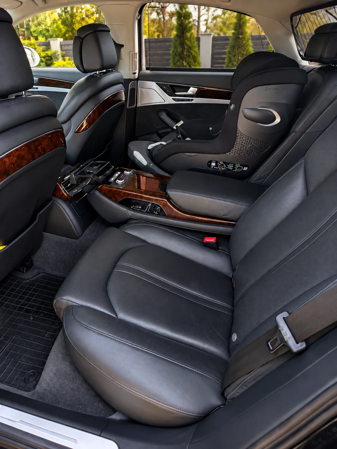 Audi A8 4.2TDI  * Bose * Обдухване * Масаж * Soft Close , снимка 11 - Автомобили и джипове - 56650836
