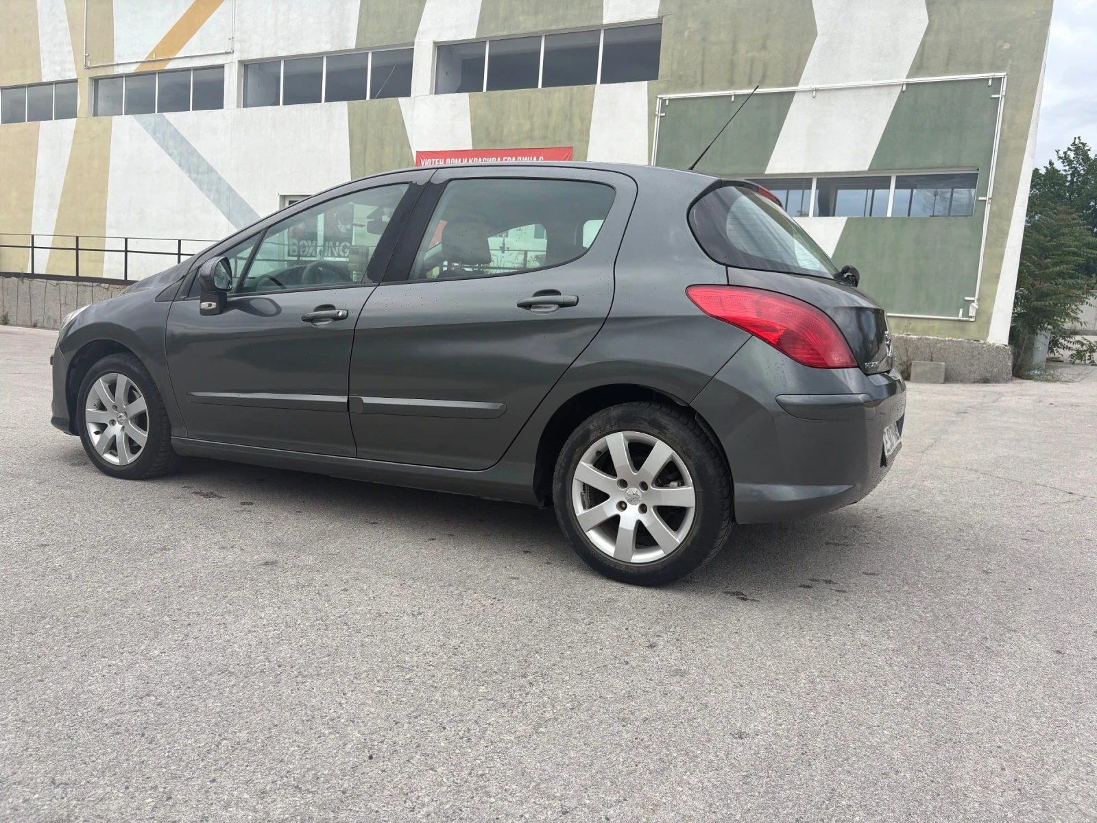 Peugeot 308 1.6 HDI , снимка 3 - Автомобили и джипове - 54609814