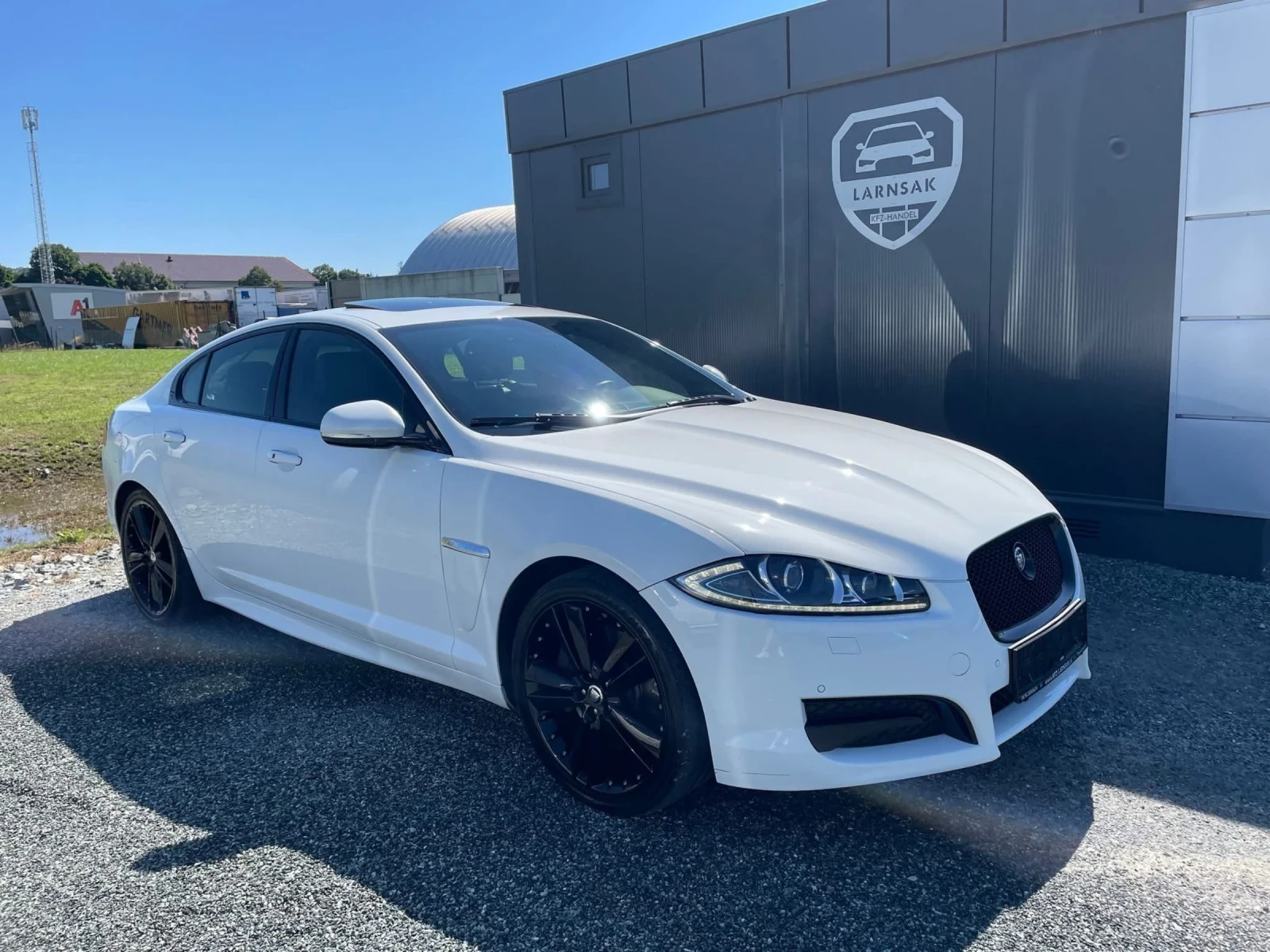 Jaguar Xf 3.0I V6(340)* SUPERCHARGED* 4X4* 8-ZF* 