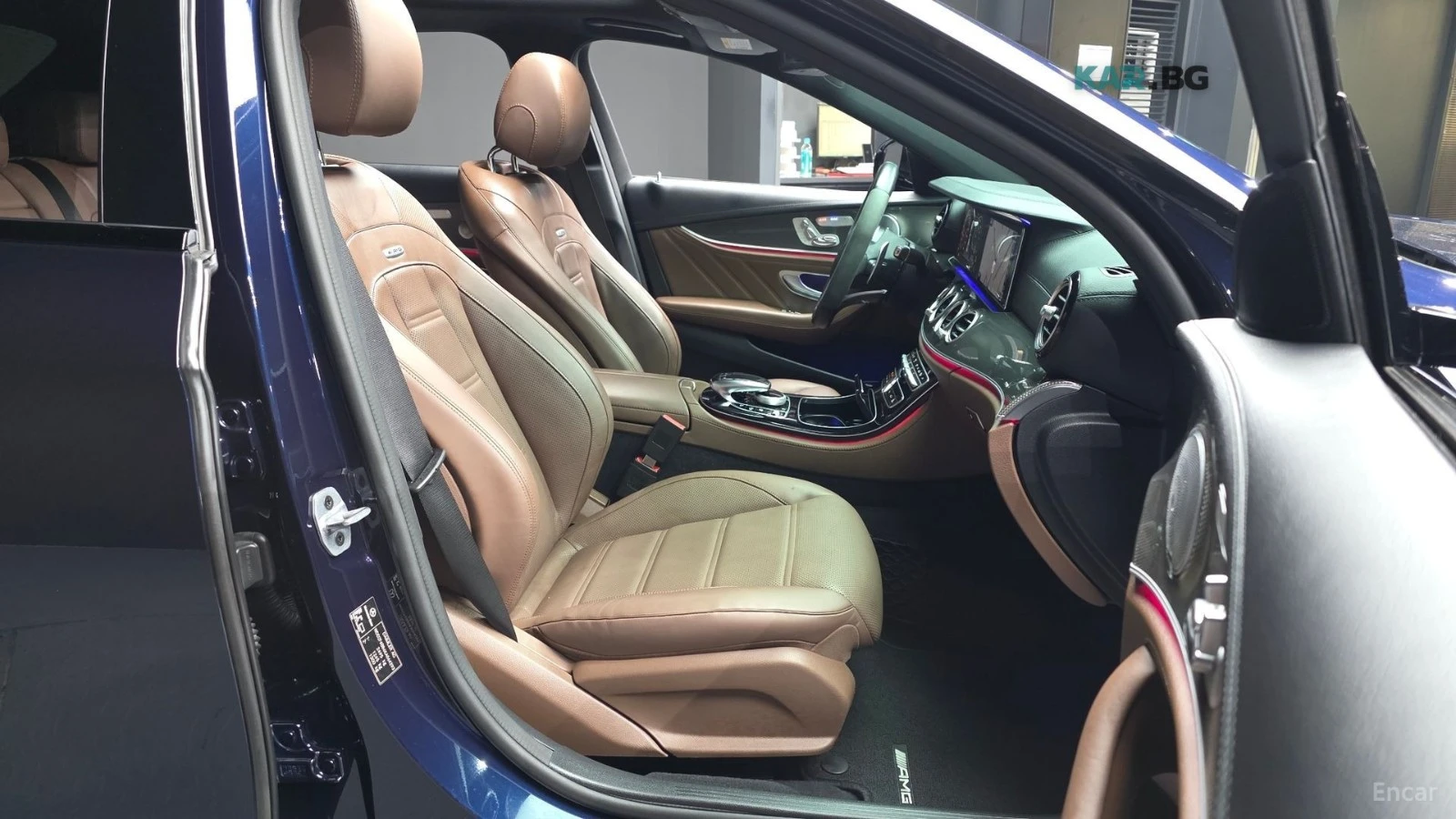 Mercedes-Benz E 53 AMG * 4MATIC+ * ПОДГРЕВ* ОБДУХВАНЕ* ПАНОРАМА* BURMESTE, снимка 11 - Автомобили и джипове - 55028138
