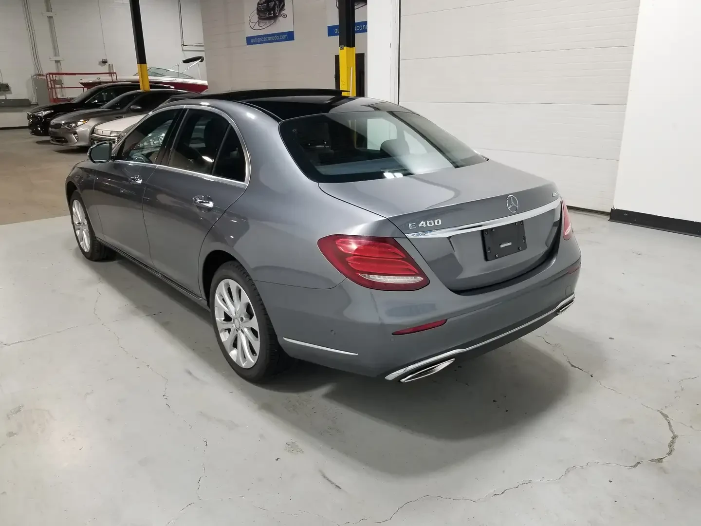 Mercedes-Benz E 400 4MATIC* ПАНО* DIGITAL, снимка 7 - Автомобили и джипове - 55185513