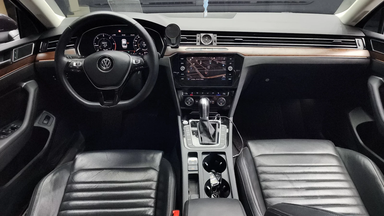 VW Passat 2.0TDI 4MOTION PRESTIGE! PANO/HEAD-UP/CAM, снимка 6 - Автомобили и джипове - 55225285