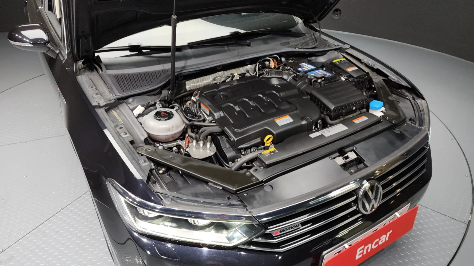 VW Passat 2.0TDI 4MOTION PRESTIGE! PANO/HEAD-UP/CAM, снимка 5 - Автомобили и джипове - 55225285