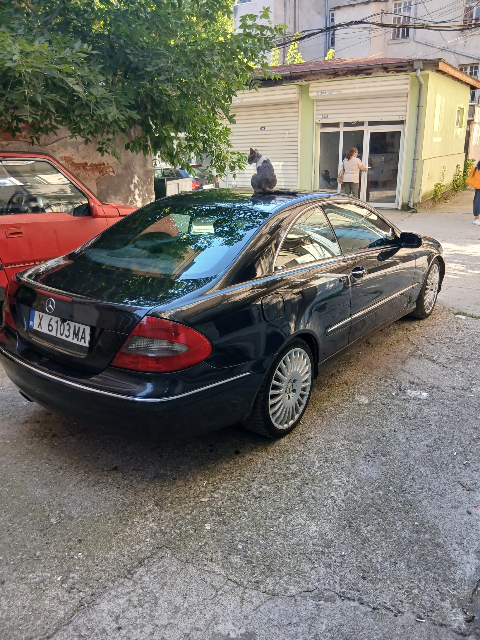 Mercedes-Benz CLK 220cdi, снимка 2 - Автомобили и джипове - 55310345