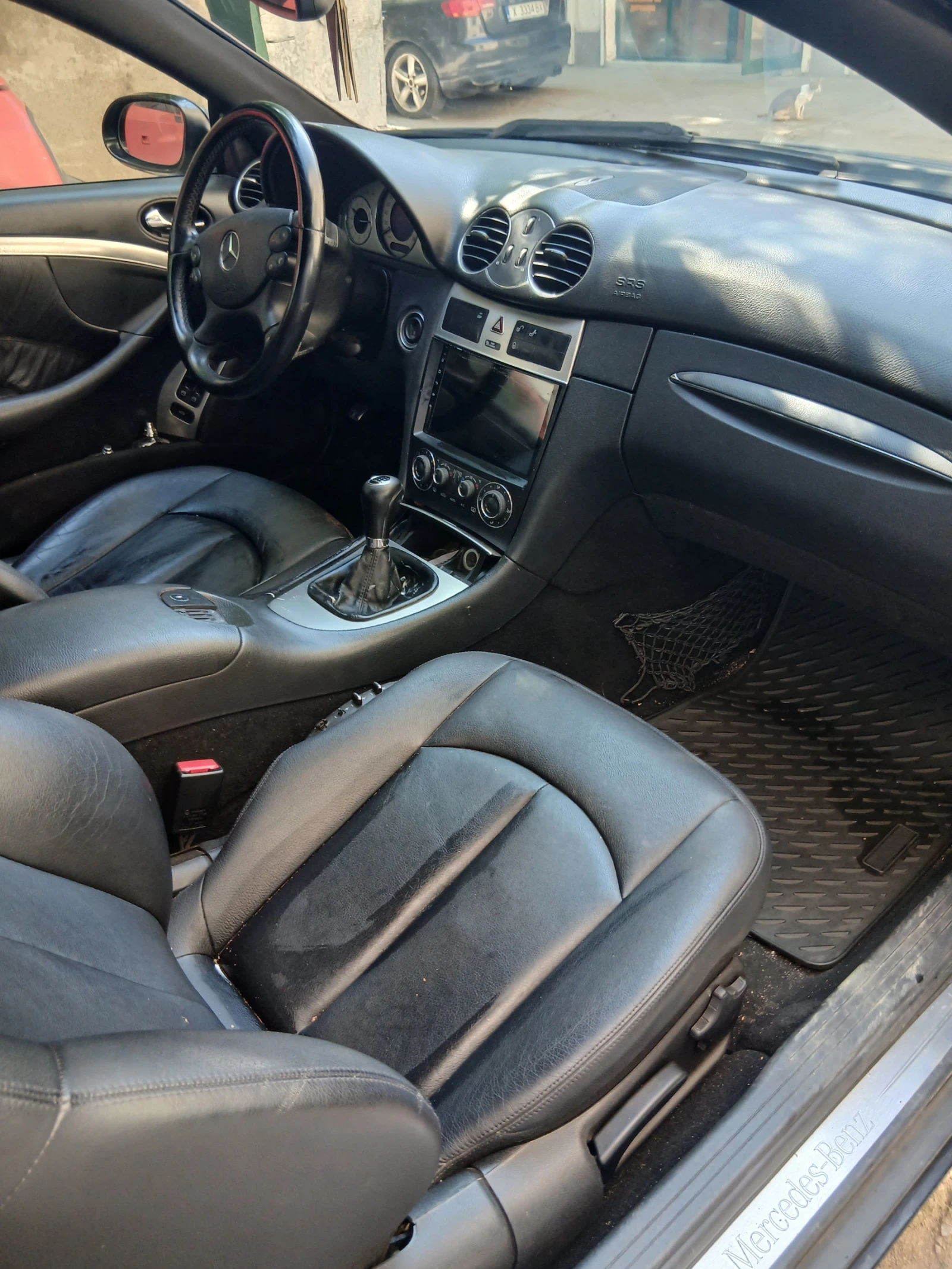 Mercedes-Benz CLK 220cdi, снимка 4 - Автомобили и джипове - 55310345