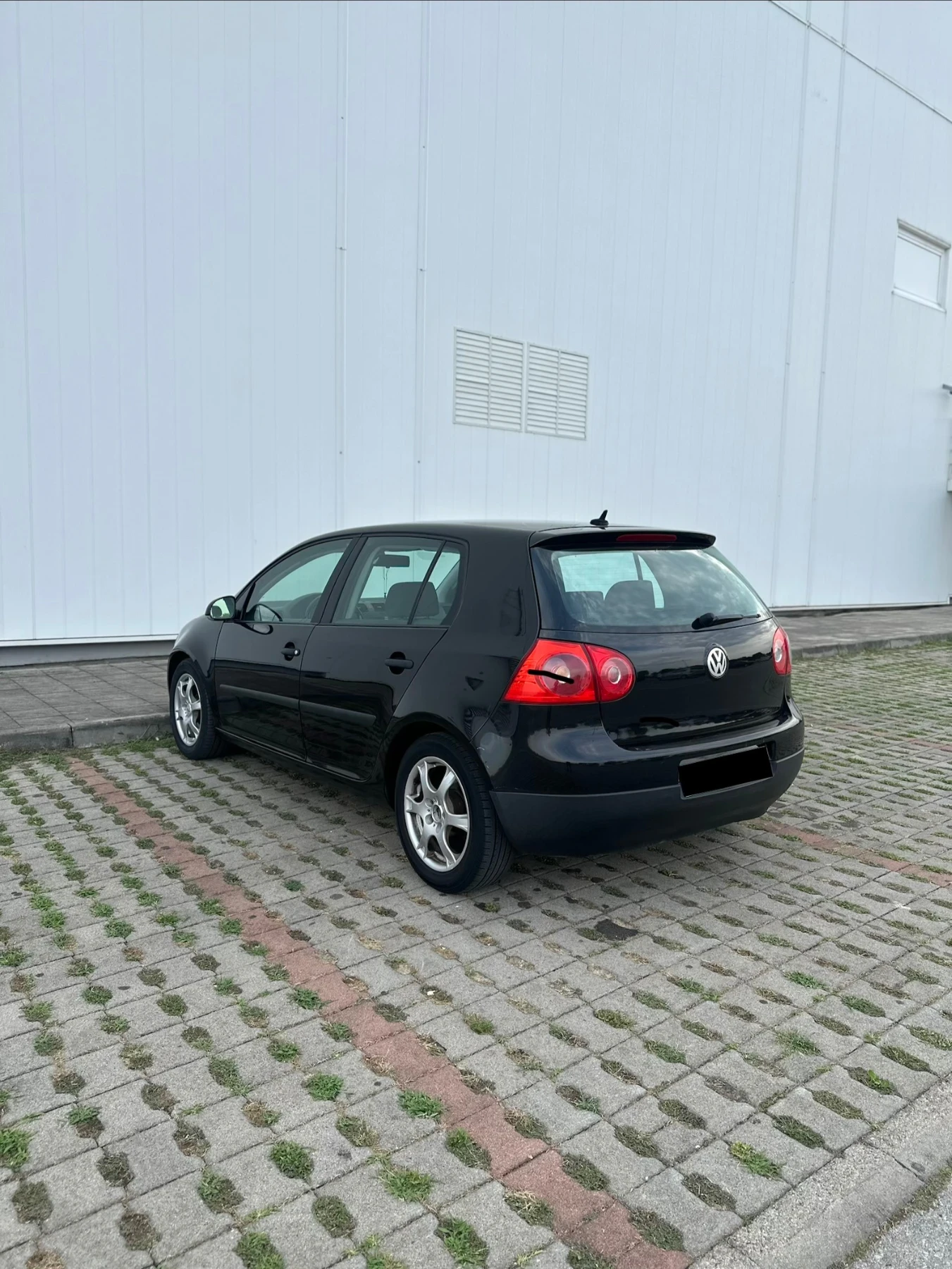 VW Golf 1.9 TDI, снимка 7 - Автомобили и джипове - 55318026