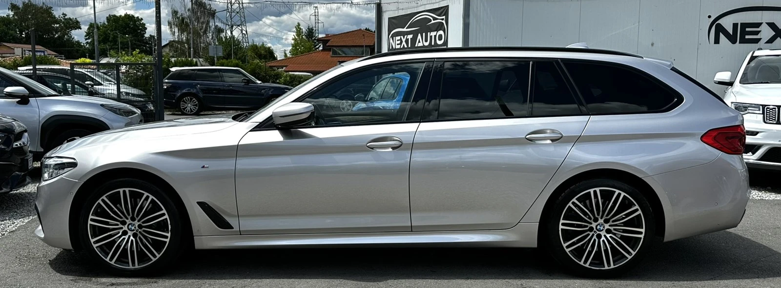 BMW 530 3.0XD 265HP M PACK H/K HUD MASSAGE 360'3D CAM, снимка 8 - Автомобили и джипове - 55414698