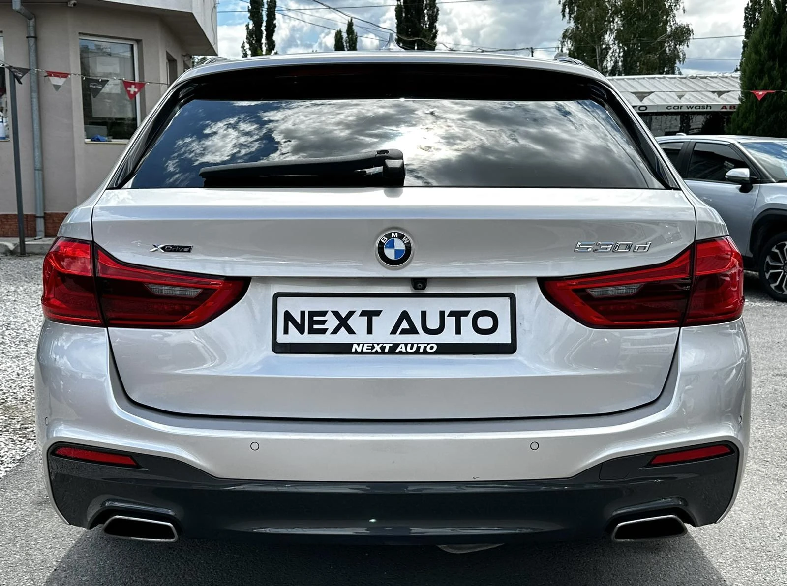 BMW 530 3.0XD 265HP M PACK H/K HUD MASSAGE 360'3D CAM, снимка 6 - Автомобили и джипове - 55414698