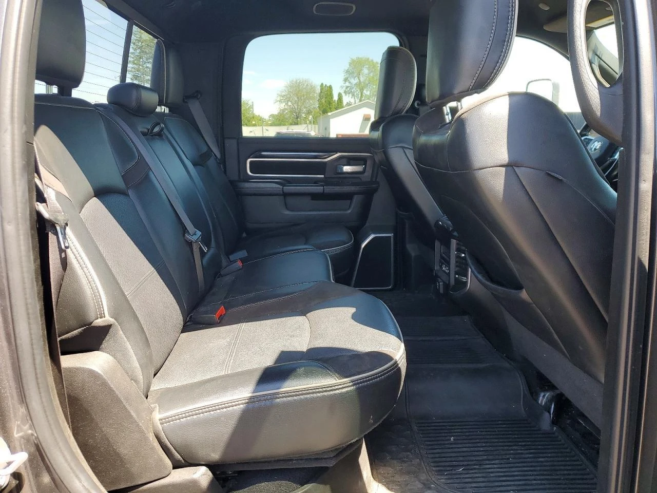 Dodge RAM 3500 AWD LARAMIE CUMMINS* ОБДУХ* ПОДГРЕВ* , снимка 10 - Автомобили и джипове - 55449474