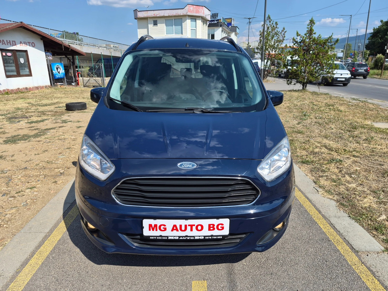 Ford Tourneo Connect 1.5D, снимка 3 - Автомобили и джипове - 55587708