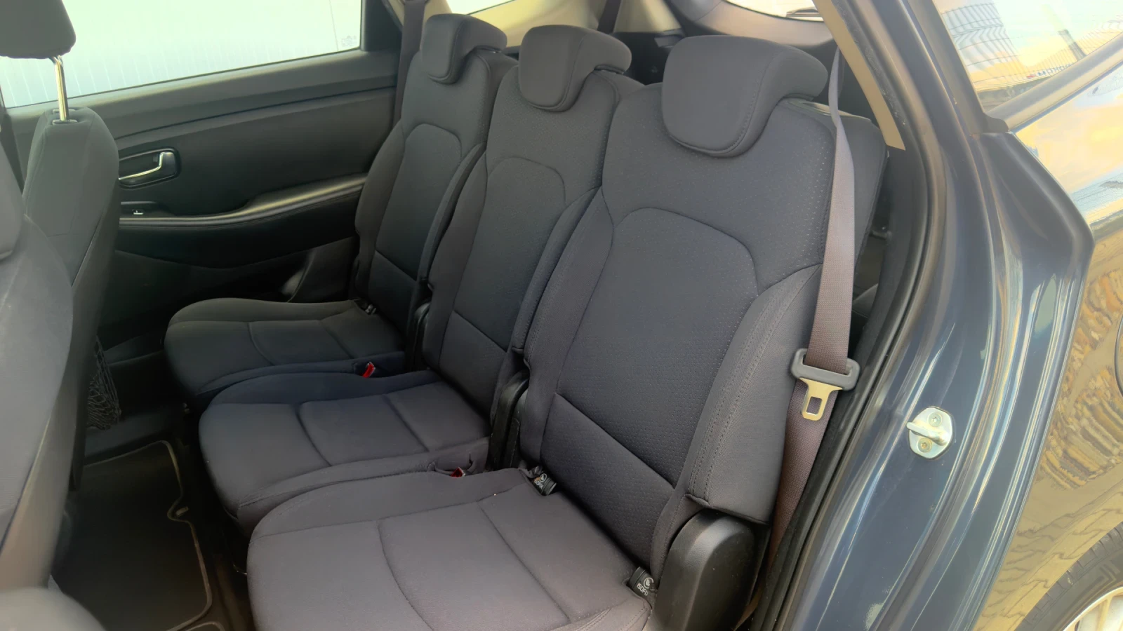 Kia Carens, снимка 11 - Автомобили и джипове - 55987662