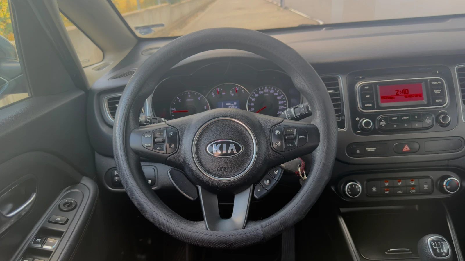 Kia Carens, снимка 7 - Автомобили и джипове - 55987662