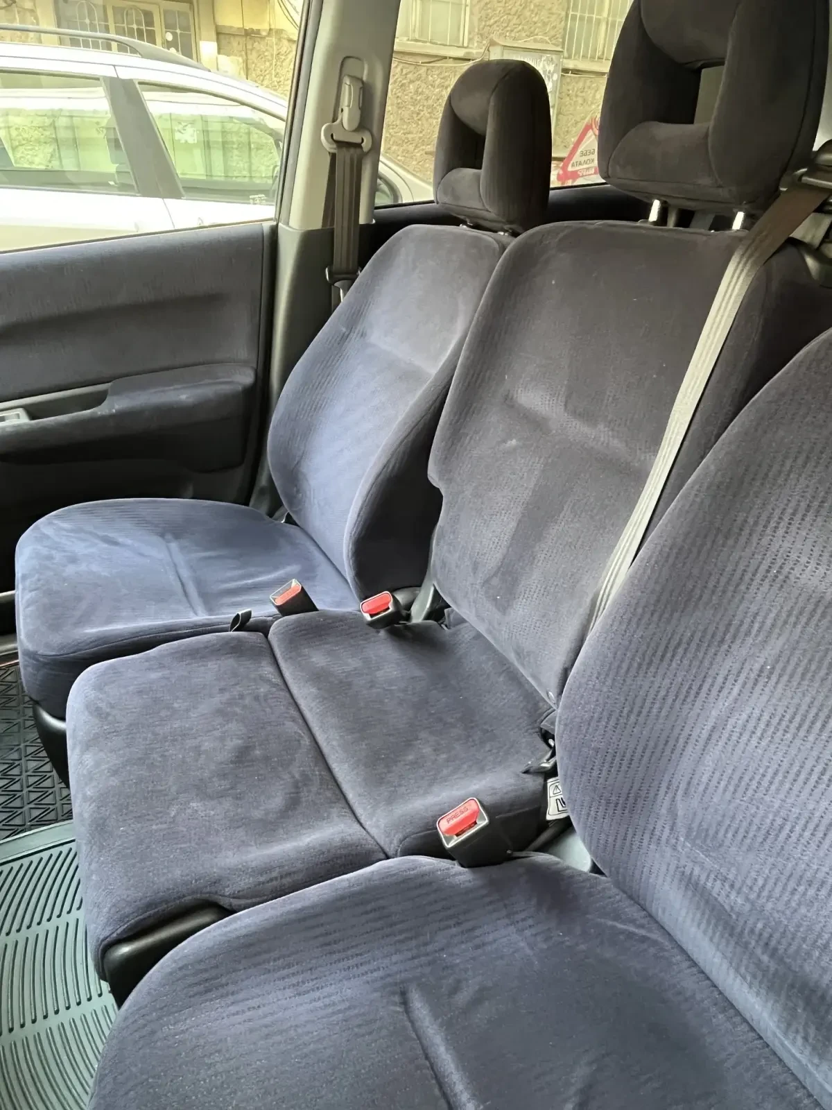 Honda Fr-v 5+ 1, снимка 7 - Автомобили и джипове - 56140282