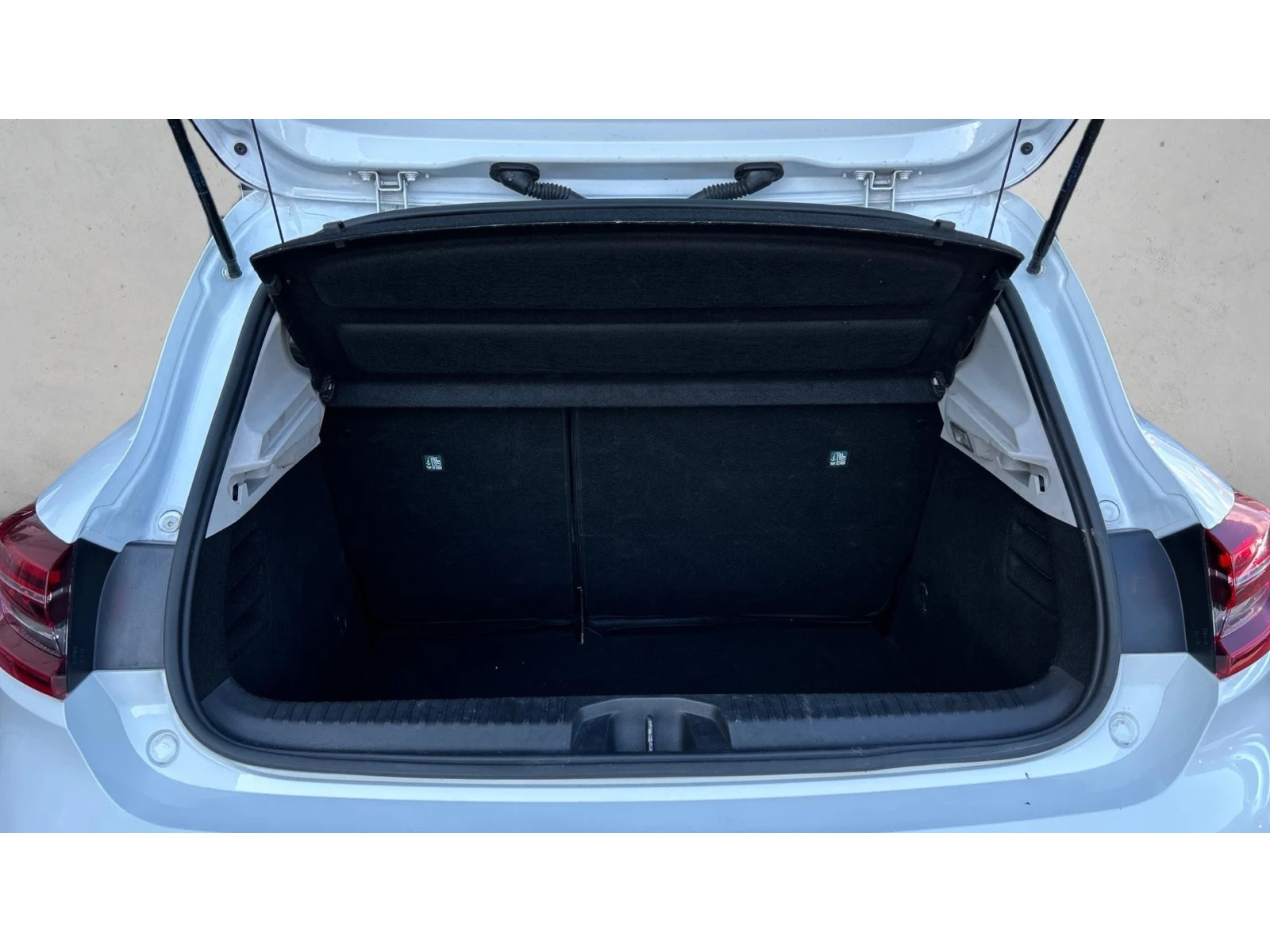 Renault Clio Месечна вноска от 130  , снимка 10 - Автомобили и джипове - 56303691