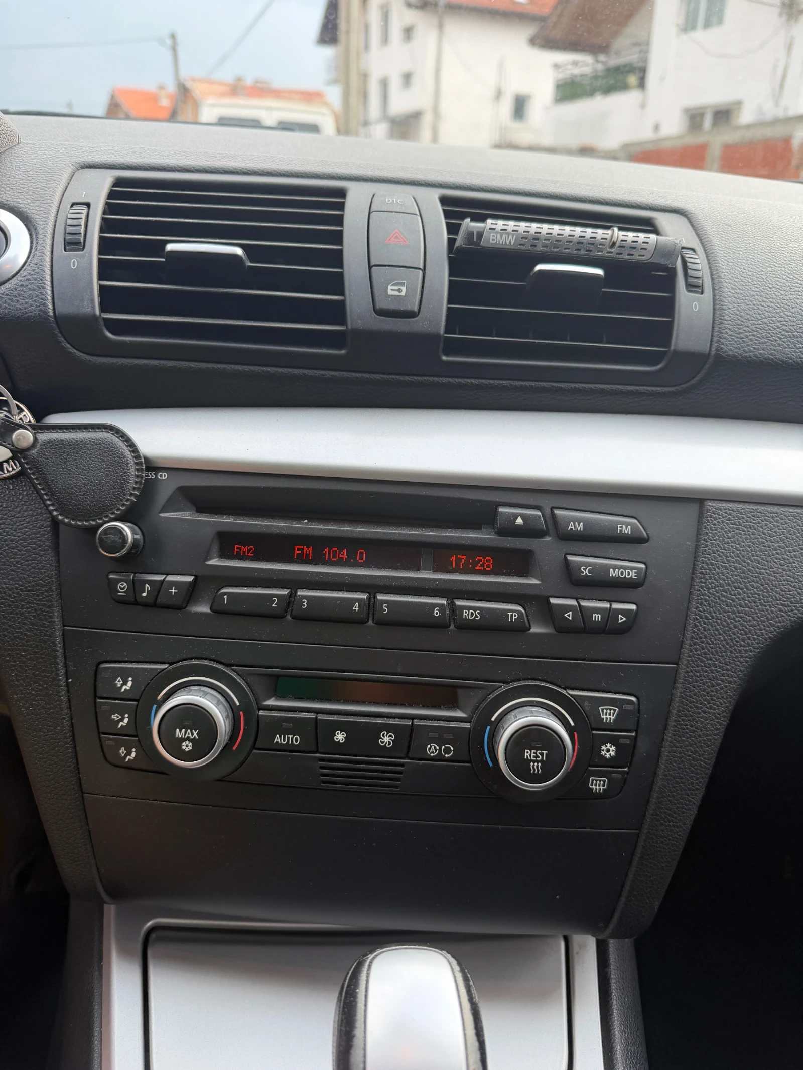 BMW 118 Face, снимка 3 - Автомобили и джипове - 56350203