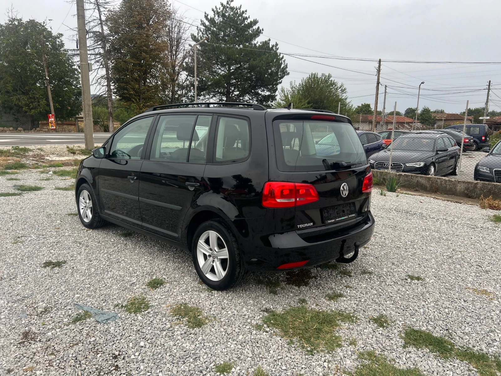 VW Touran 6+ 1 , снимка 11 - Автомобили и джипове - 56364466