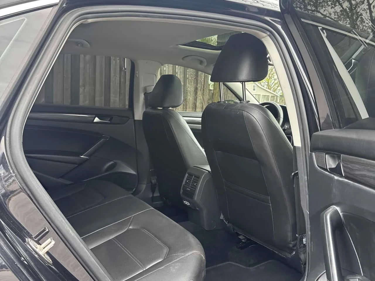 VW Passat * Highline * CARFAX * ����� �� ����������� | Mobile.bg � ����������� 12
