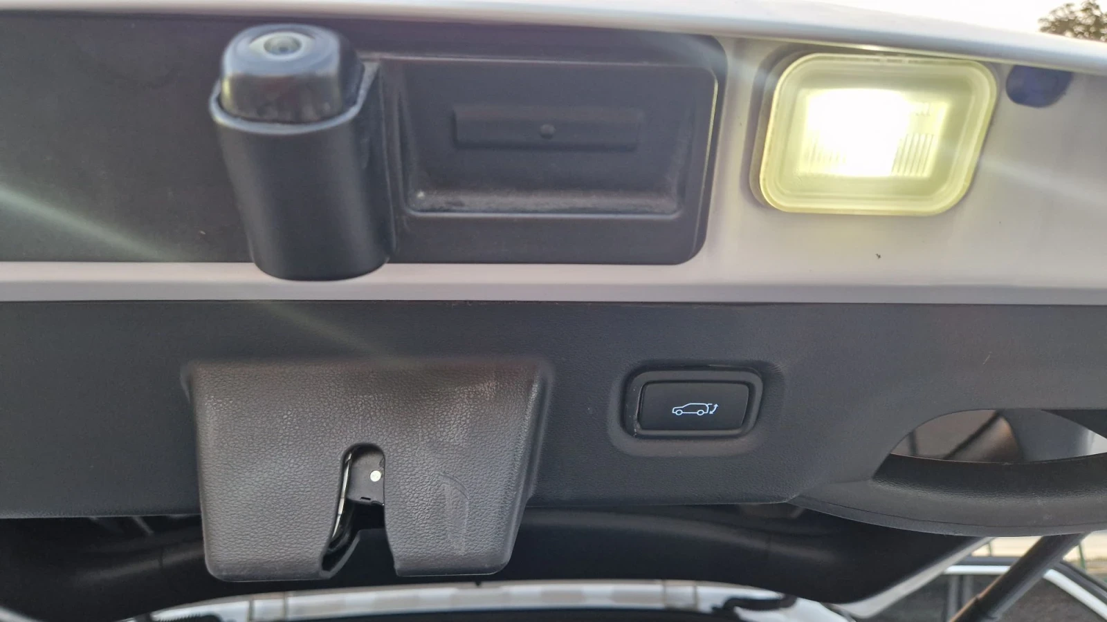 Hyundai Ioniq 5 218 ��.72.6KWH. �����������-����� �������� 42000�� | Mobile.bg � ����������� 12