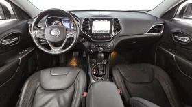 Jeep Cherokee OVERLAND / 3.2 / 4X4 / DISTRONIC / ОБДУХ / ПОДГРЕВ, снимка 7