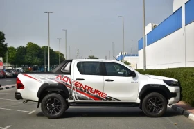 Toyota Hilux 2.8L diesel Adventure , снимка 3