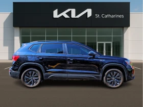 VW Taos * Trendline 4MOTION | Heated Seat | Backup Camera , снимка 10