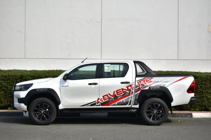 Toyota Hilux 2.8L diesel Adventure , снимка 2 - Автомобили и джипове - 47984209