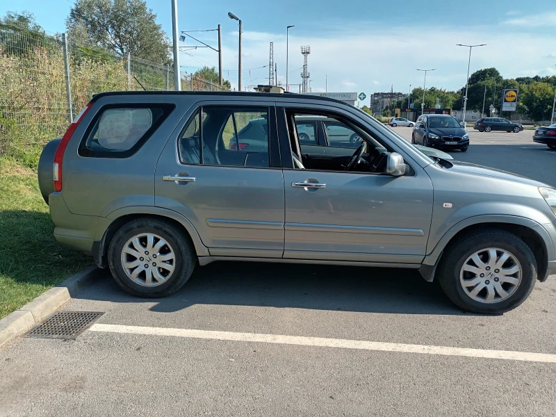 Honda Cr-v Кросоувър, снимка 6 - Автомобили и джипове - 51689642