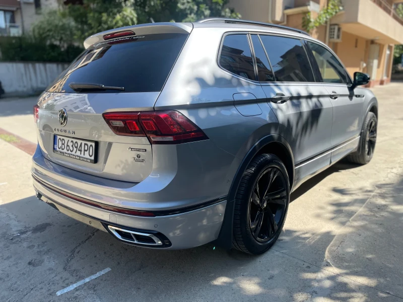 VW Tiguan R Line 4x4 2.0 tfsi, снимка 8 - Автомобили и джипове - 51885177