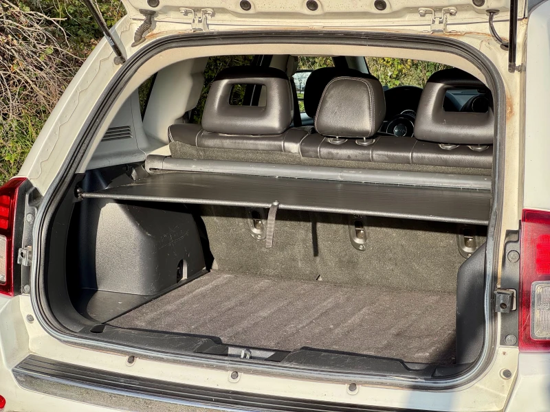 Jeep Compass 2.2 CDI, снимка 9 - Автомобили и джипове - 52626169