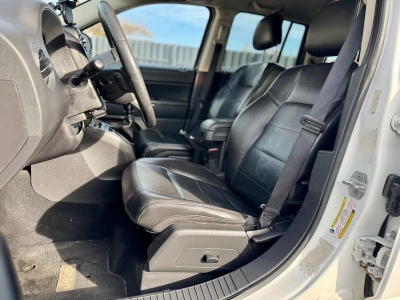 Jeep Compass 2.2 CDI, снимка 9 - Автомобили и джипове - 52626169