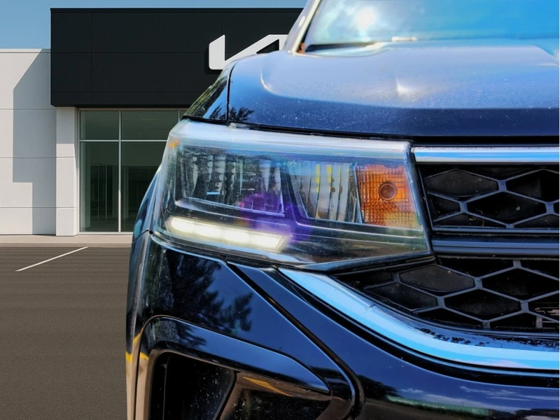 VW Taos * Trendline 4MOTION | Heated Seat | Backup Camera , снимка 8 - Автомобили и джипове - 52926580